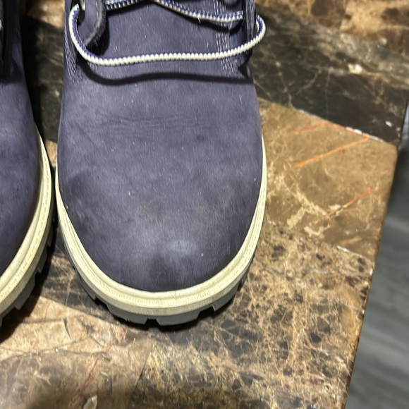 Purple timberlands - Picture 7 of 8